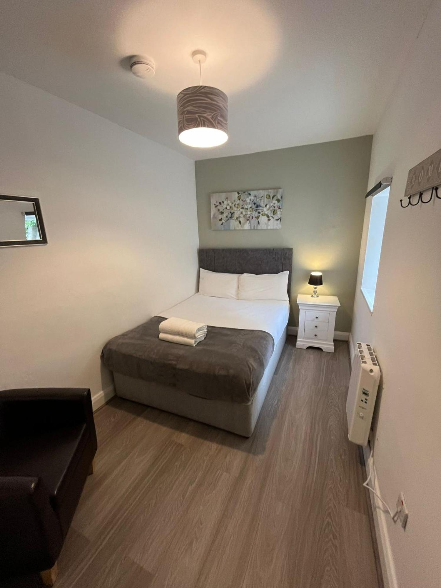 6 Eyre Square Lane Apartment กัลเวย์ ภายนอก รูปภาพ