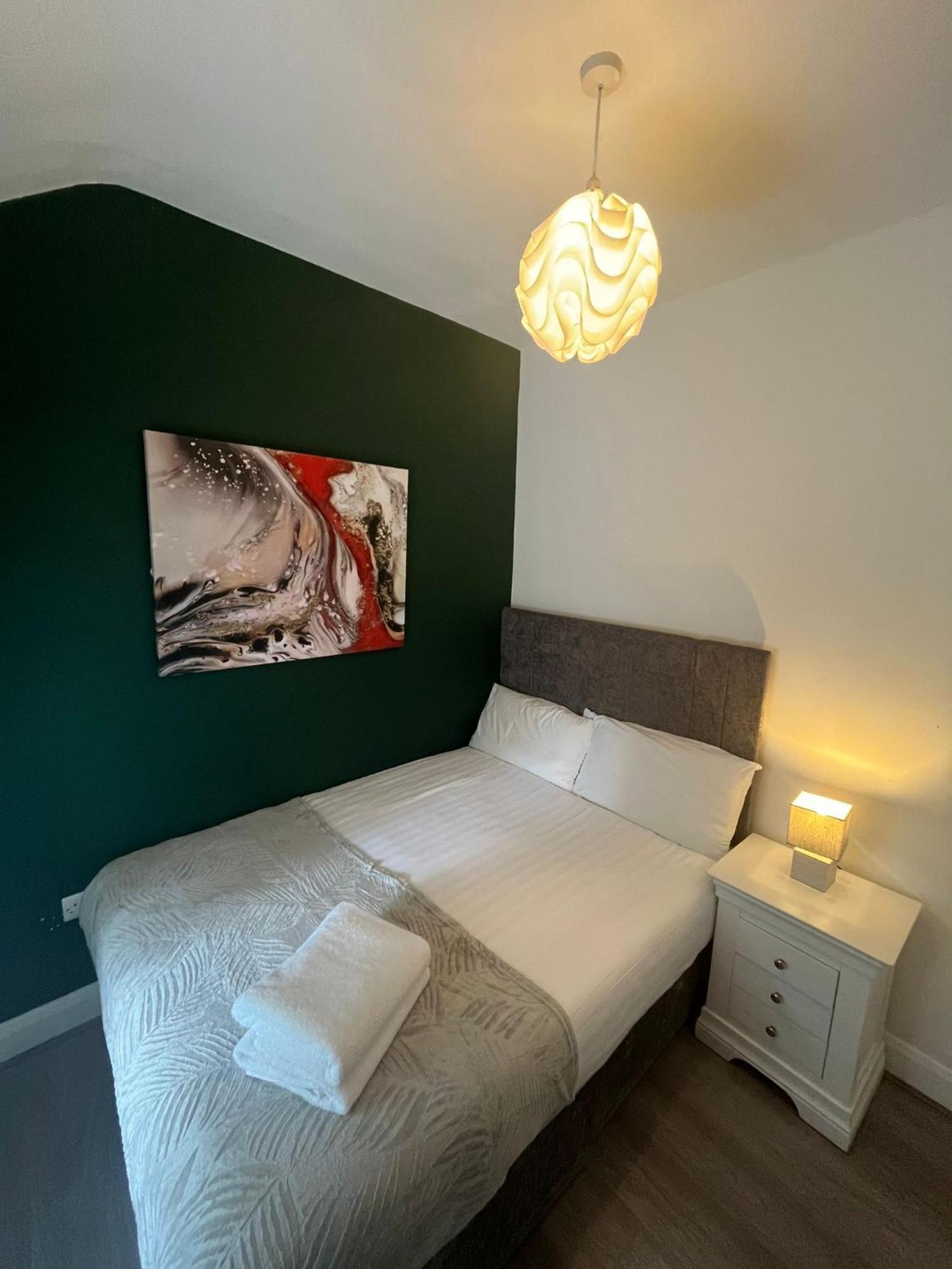 6 Eyre Square Lane Apartment กัลเวย์ ภายนอก รูปภาพ